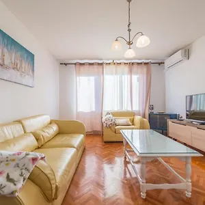 toni_r.hotelinzadar.com/