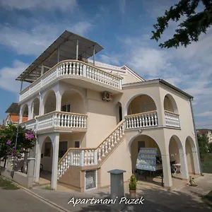 apartmaji-puzek.hotelinzadar.com/